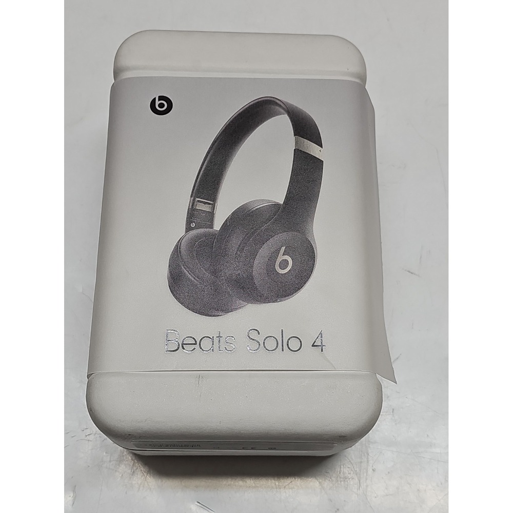 Beats Solo 4 Wireless On-Ear Bluetooth Headphones Black MUW23LL/A